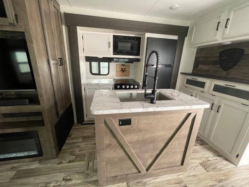 2024 Venture RV 2024 Venture RV SportTrek - thumbnail 30