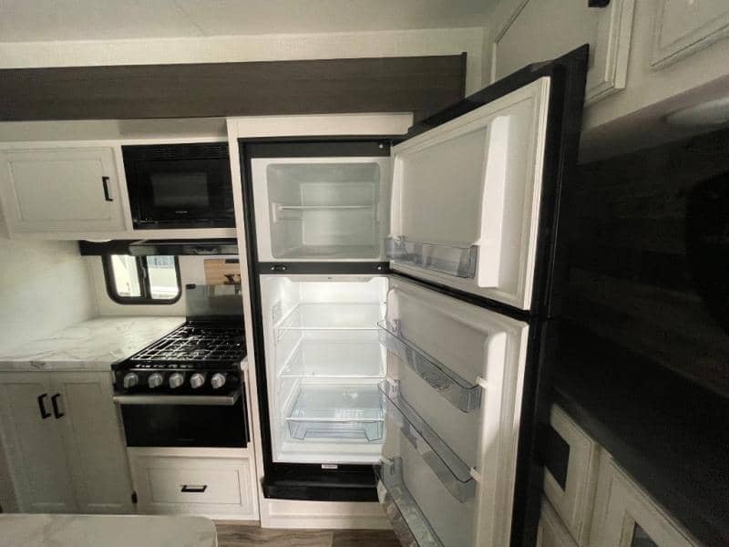 2024 Venture RV 2024 Venture RV SportTrek - thumbnail 35