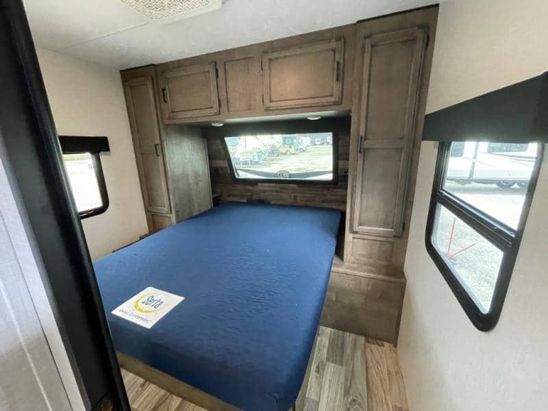 2024 Venture RV 2024 Venture RV SportTrek - thumbnail 47