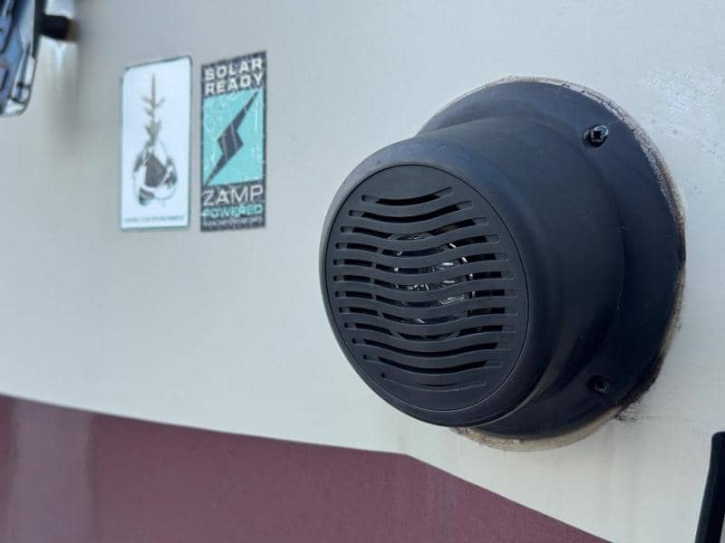 2018 Rockwood 2018 Rockwood Hard Side High Wall - thumbnail 5