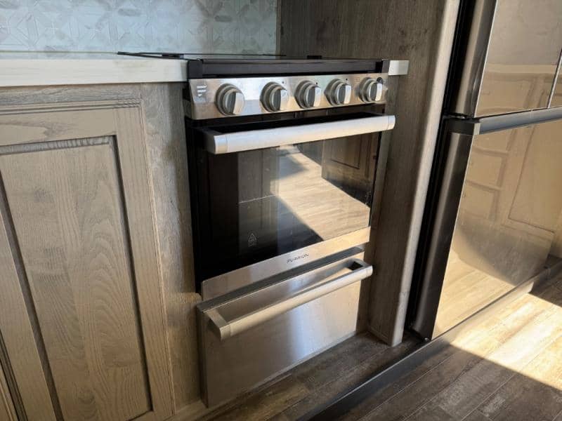 2023 Keystone RV 2023 Keystone RV Avalanche - thumbnail 11