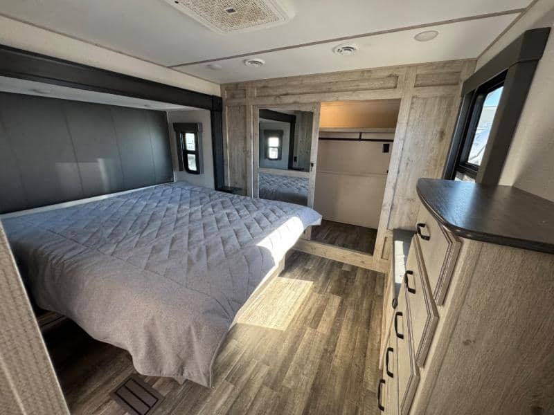 2023 Keystone RV 2023 Keystone RV Avalanche - thumbnail 24