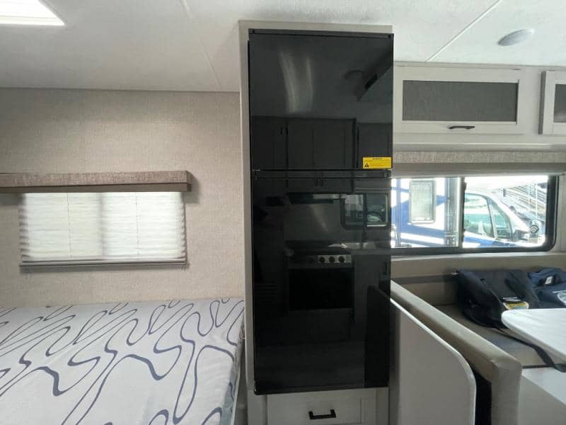 2024 Coachmen 2024 Coachmen Freelander - thumbnail 15