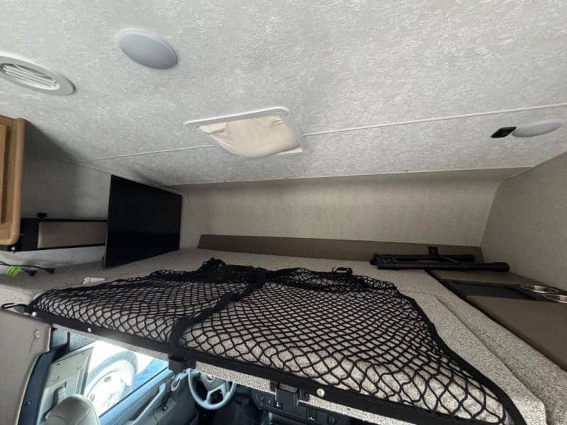 2024 Coachmen 2024 Coachmen Leprechaun - thumbnail 13