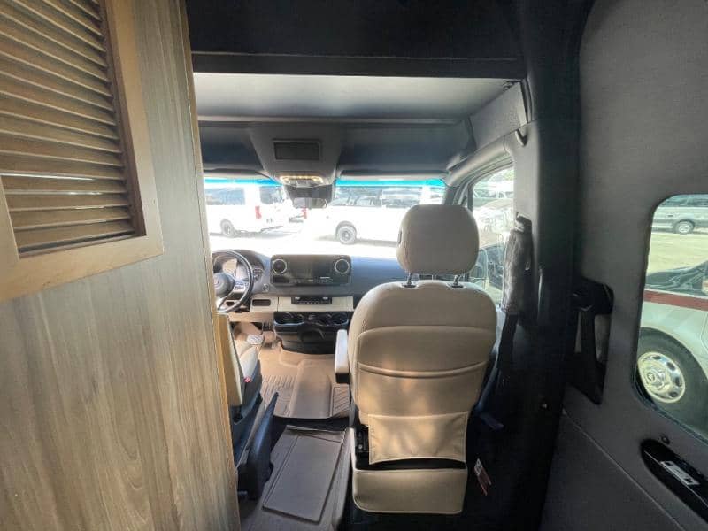 2019 Airstream 2019 Airstream INTERSTATE - thumbnail 7