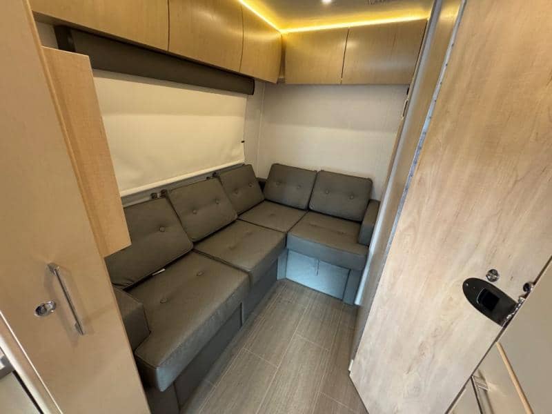 2020 Leisure Travel Vans 2020 Leisure Travel Vans Unity - thumbnail 17