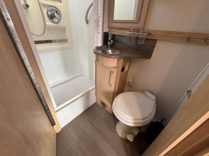 2020 Leisure Travel Vans 2020 Leisure Travel Vans Unity - thumbnail 22