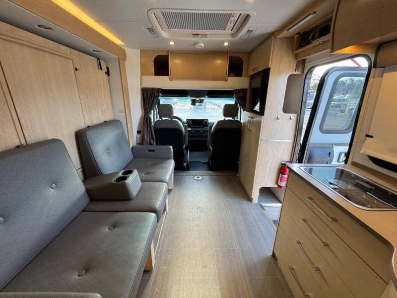 2020 Leisure Travel Vans 2020 Leisure Travel Vans Unity - thumbnail 9