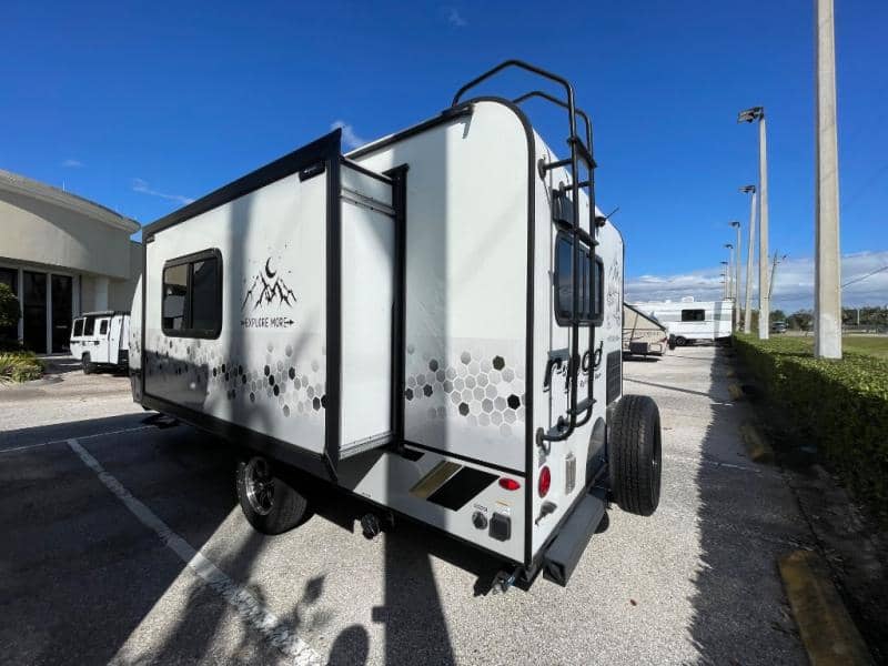 2022 Forest River 2022 Forest River R-Pod - thumbnail 4