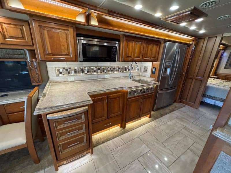 2018 Tiffin Motorhomes 2018 Tiffin Motorhomes Allegro Bus - thumbnail 11