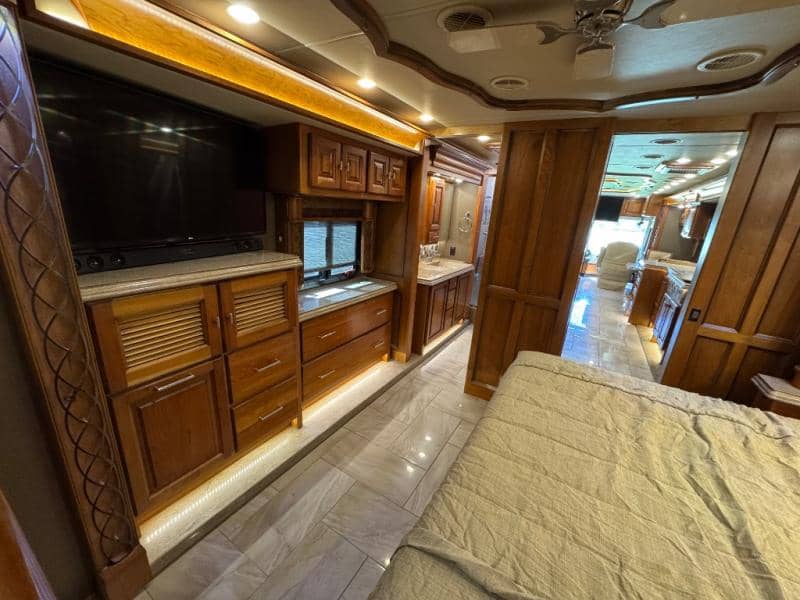 2018 Tiffin Motorhomes 2018 Tiffin Motorhomes Allegro Bus - thumbnail 26