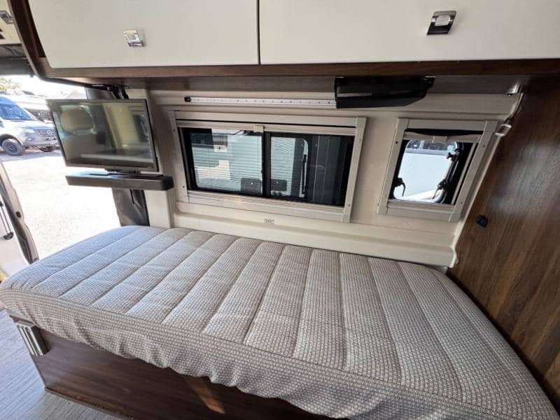 2024 Winnebago 2024 Winnebago Travato - thumbnail 11