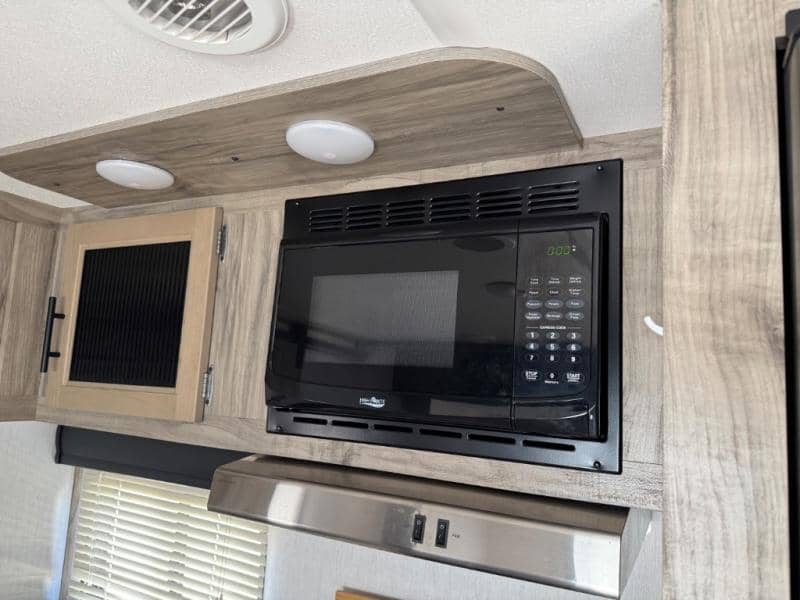 2020 Cherokee Alpha Wolf 2020 Cherokee Alpha Wolf ALPHA WOLF - thumbnail 14