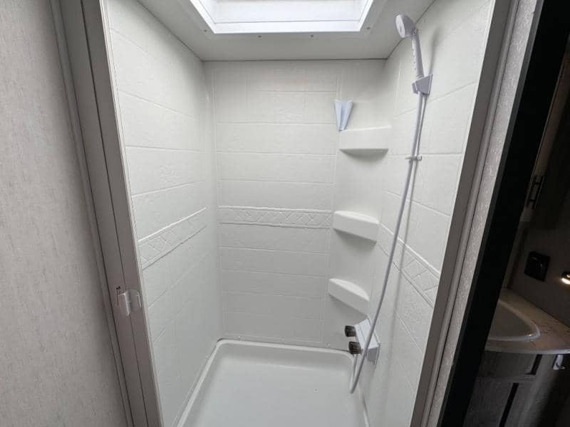 2020 Cherokee Alpha Wolf 2020 Cherokee Alpha Wolf ALPHA WOLF - thumbnail 21