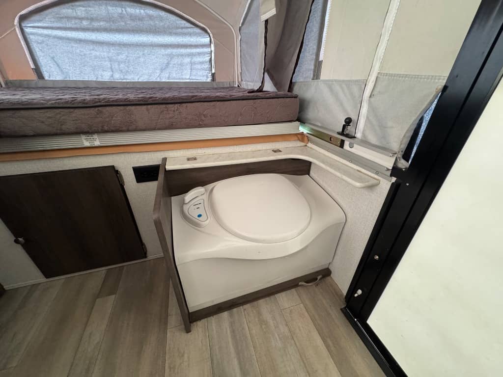 2022 Coachmen 2022 Coachmen Clipper - thumbnail 7