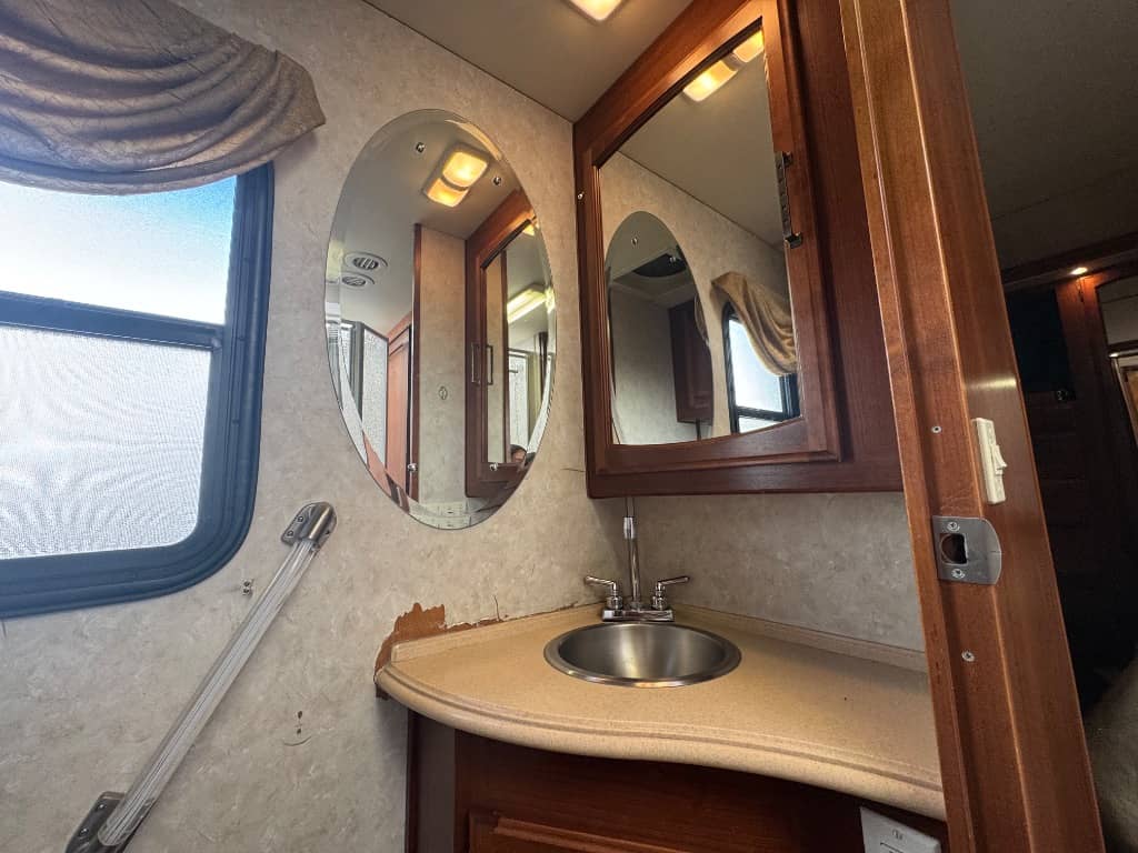 2005 Fleetwood 2005 Fleetwood Providence - thumbnail 15