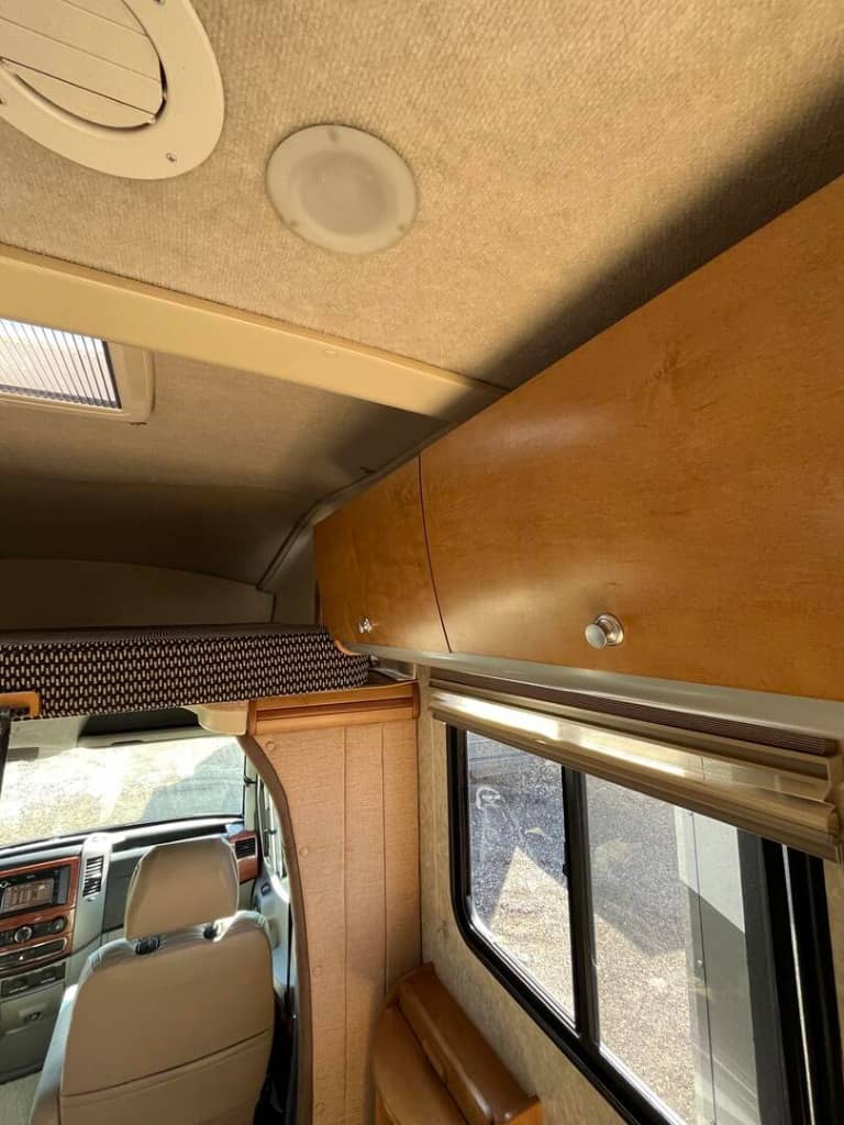 2010 Itasca 2010 Itasca Navion - thumbnail 17