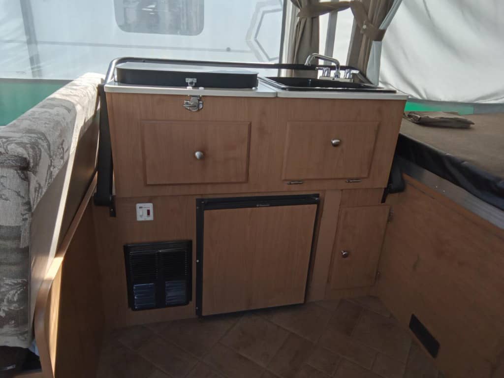 2011 Coleman 2011 Coleman The Americana LE Series - thumbnail 9