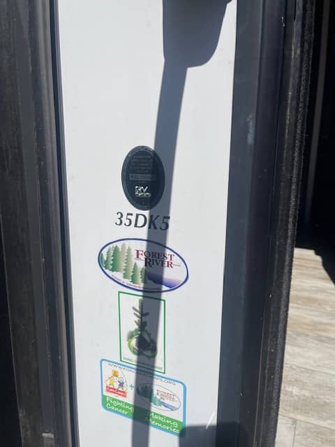 2022 Forest River 2022 Forest River XLR Nitro - thumbnail 3