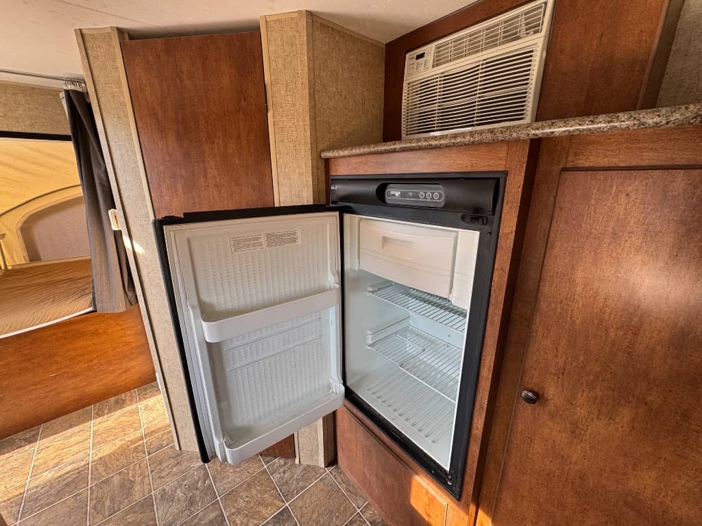 2015 KZ RV 2015 KZ RV Escape - thumbnail 11