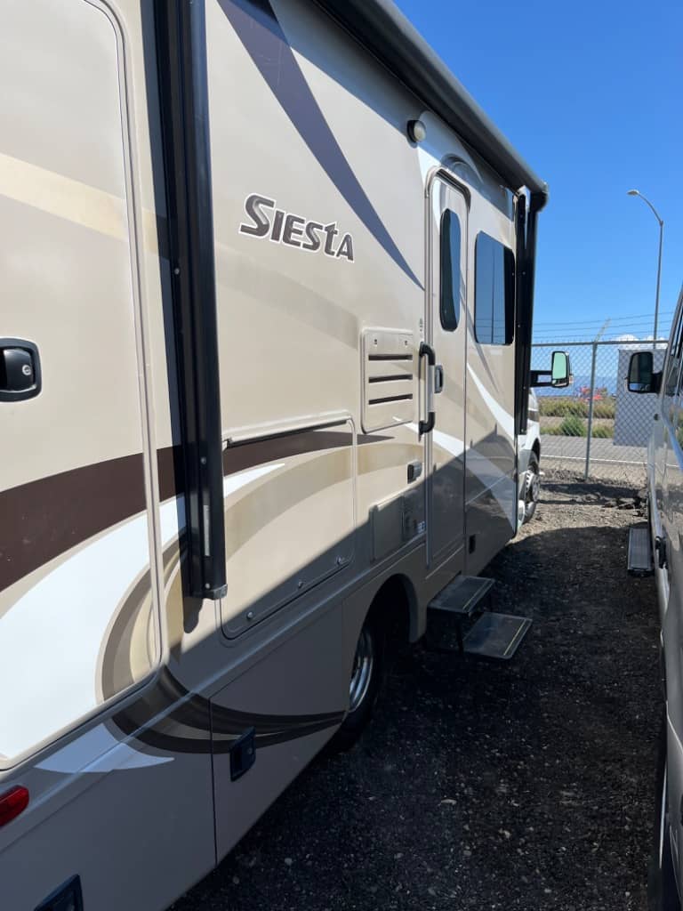 2015 Thor Motor Coach 2015 Thor Motor Coach Siesta Sprinter - thumbnail 4