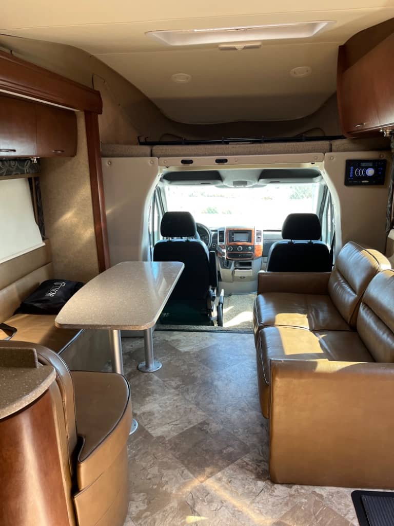 2015 Thor Motor Coach 2015 Thor Motor Coach Siesta Sprinter - thumbnail 9