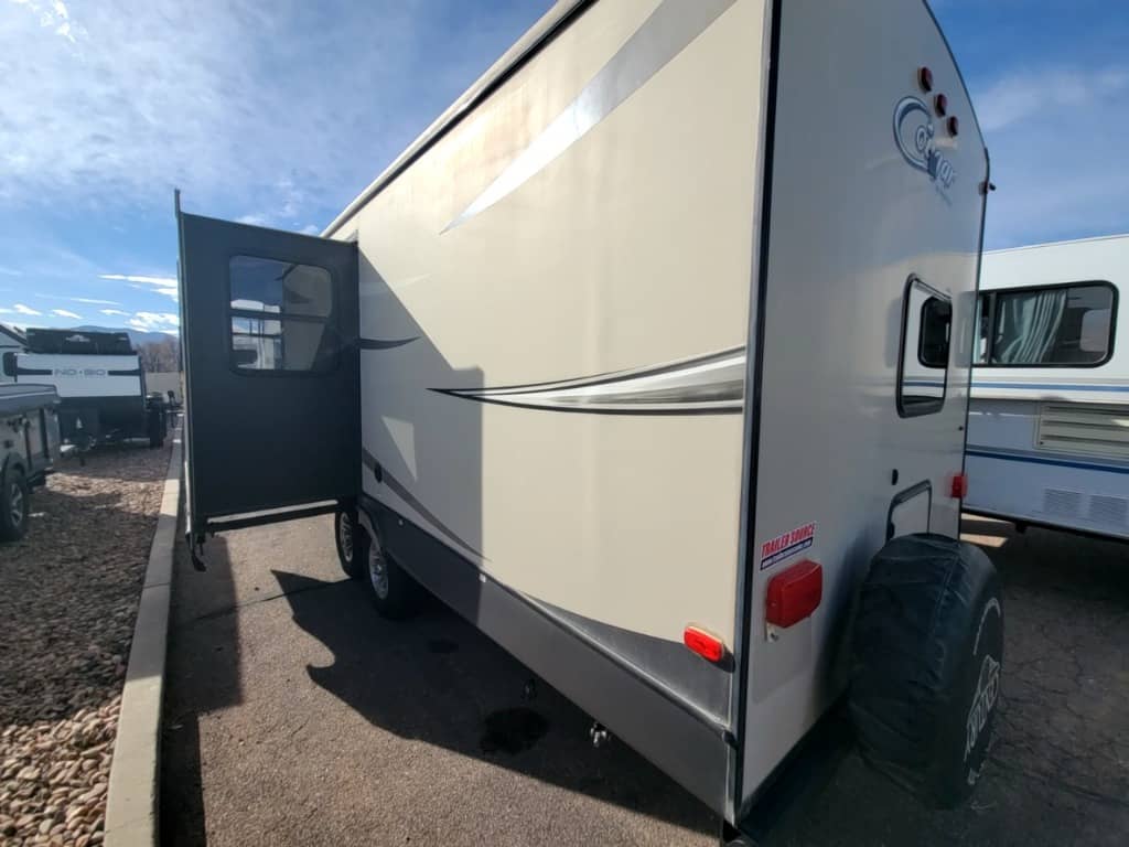 2016 Keystone RV 2016 Keystone RV Cougar - thumbnail 9