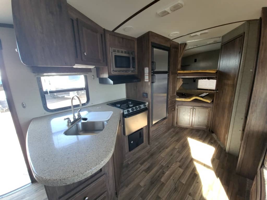 2016 Keystone RV 2016 Keystone RV Cougar - thumbnail 16