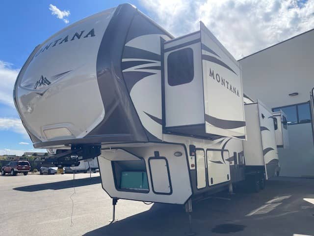 2017 Keystone RV 2017 Keystone RV Montana - thumbnail 2