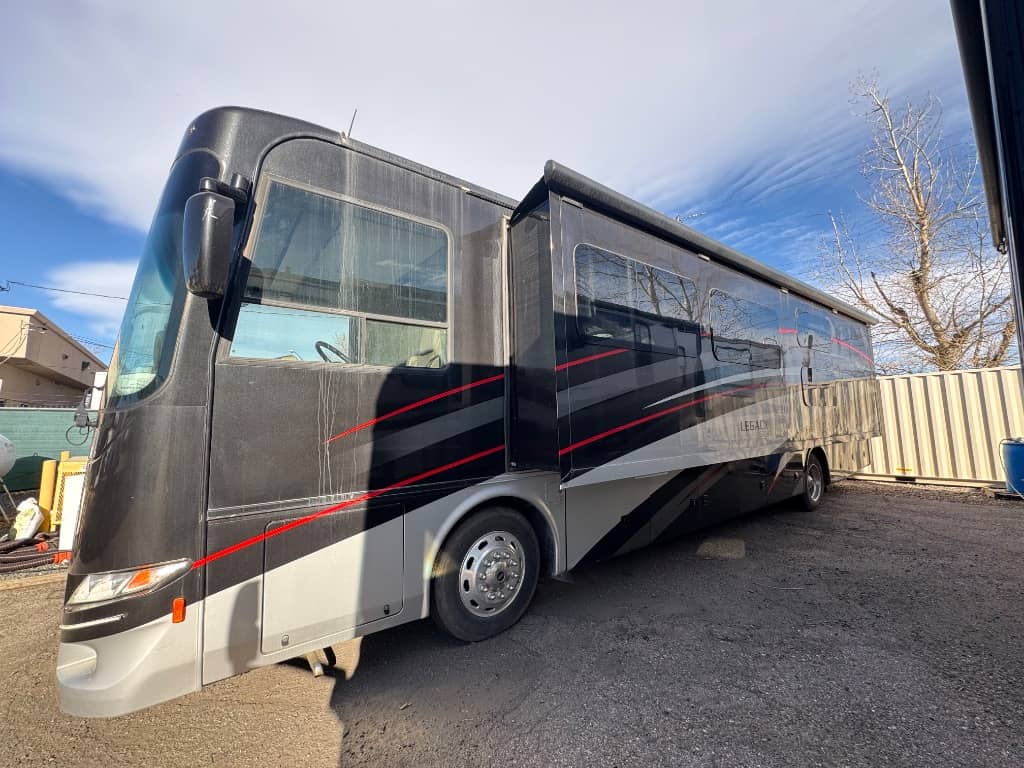 2017 Forest River 2017 Forest River Legacy - thumbnail 3