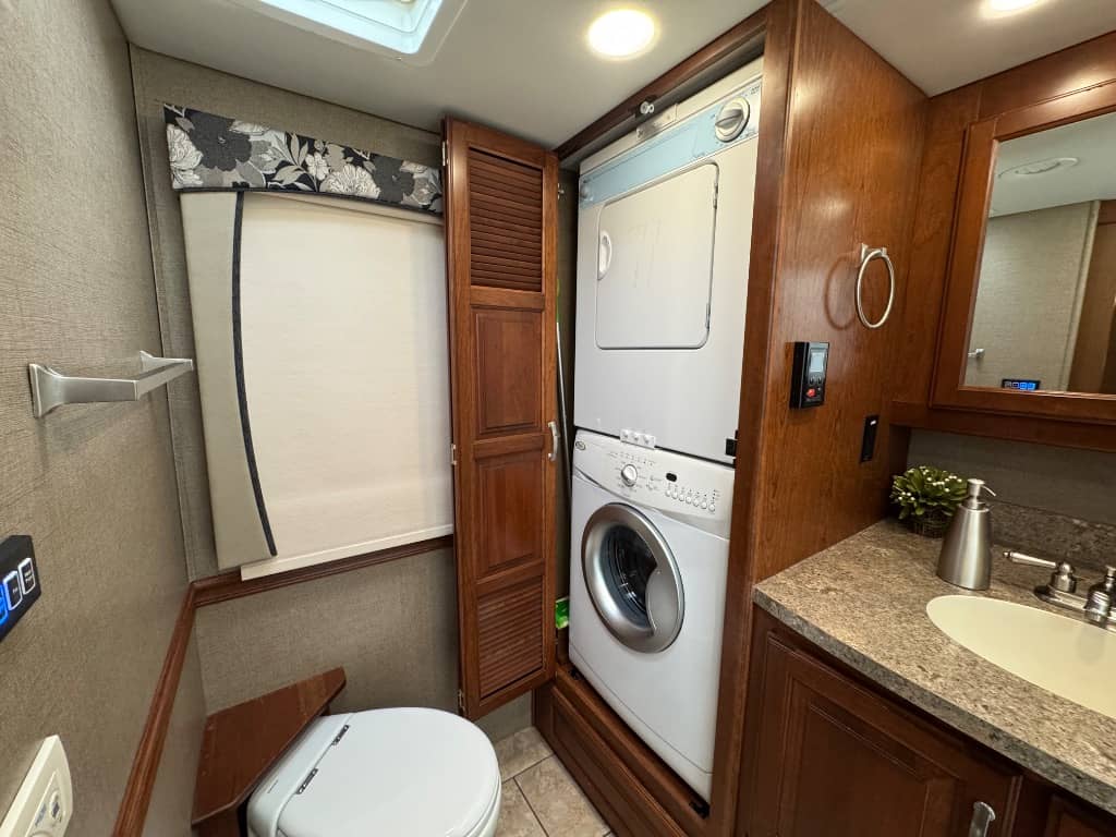 2017 Forest River 2017 Forest River Legacy - thumbnail 21