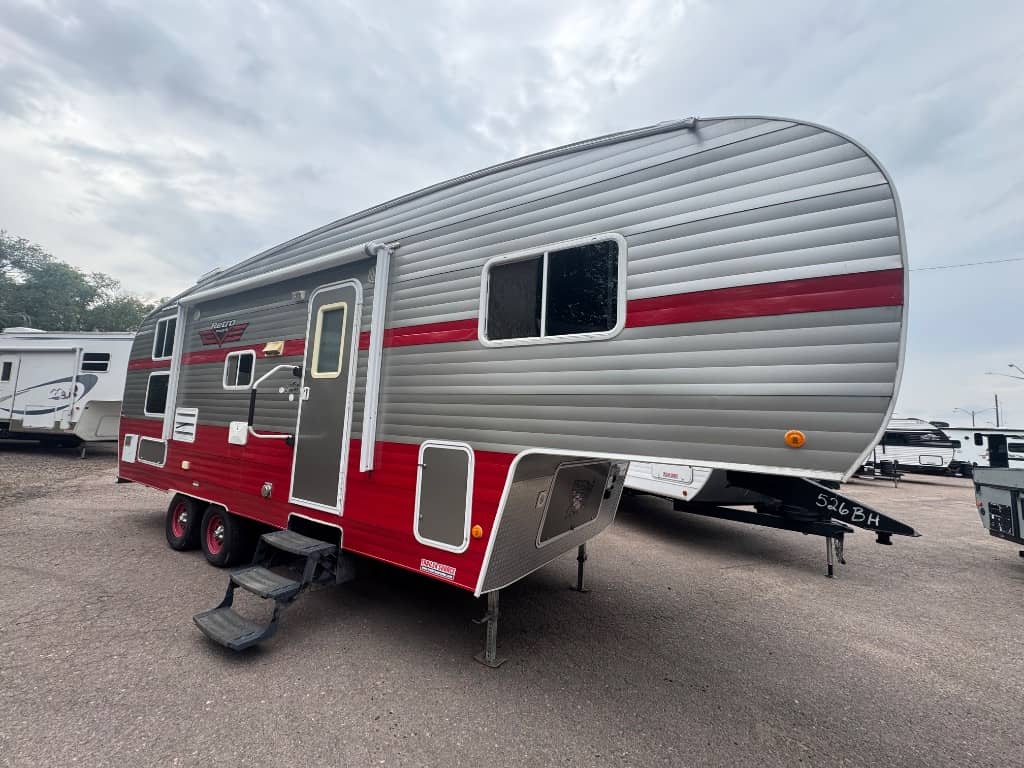2017 Riverside RV 2017 Riverside RV Retro - thumbnail 1