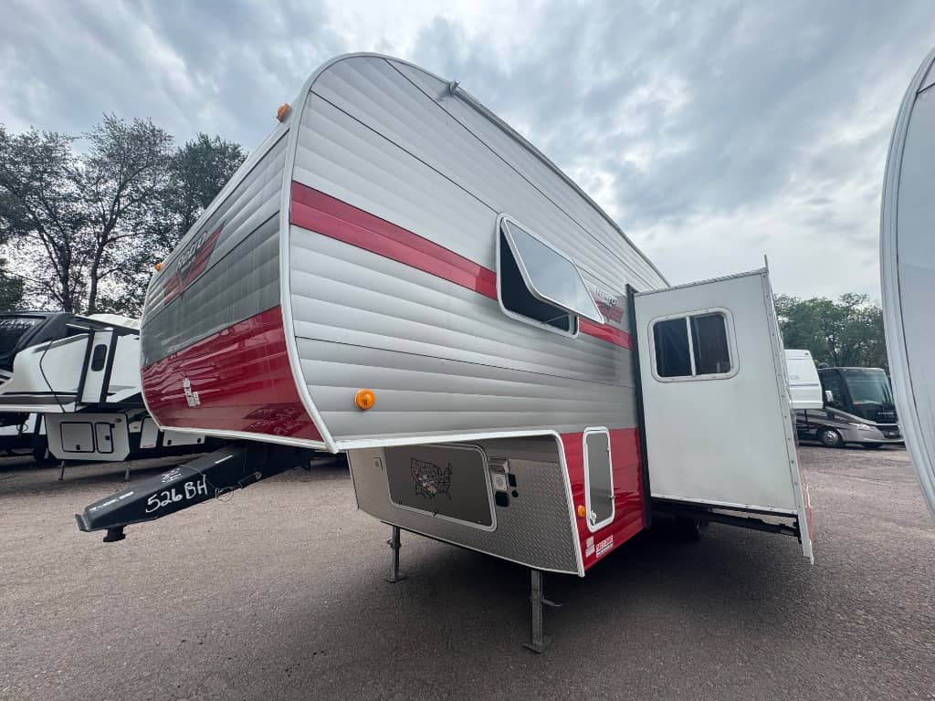 2017 Riverside RV 2017 Riverside RV Retro - thumbnail 2