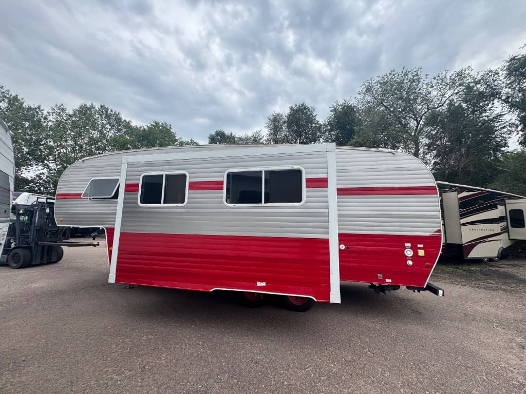 2017 Riverside RV 2017 Riverside RV Retro - thumbnail 3