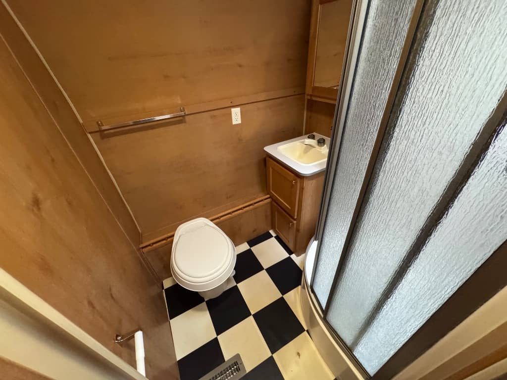 2017 Riverside RV 2017 Riverside RV Retro - thumbnail 10