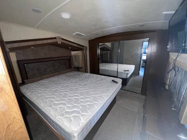 2017 Forest River 2017 Forest River Cedar Creek - thumbnail 10