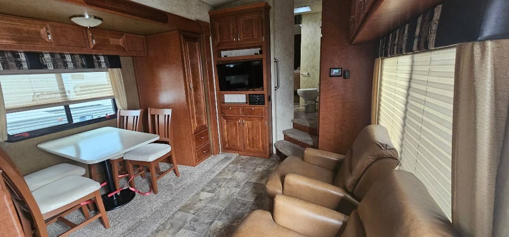 2018 Northwood 2018 Northwood Fox Mountain - thumbnail 5