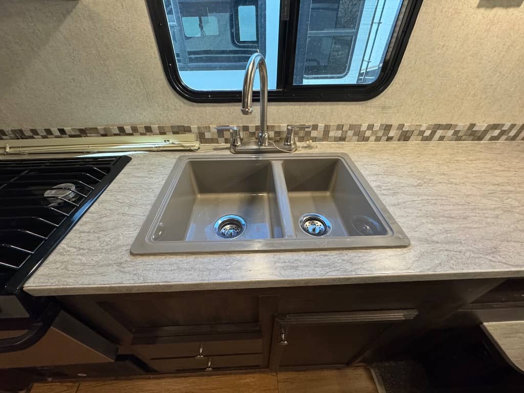 2018 2018 null JYSA - thumbnail 10