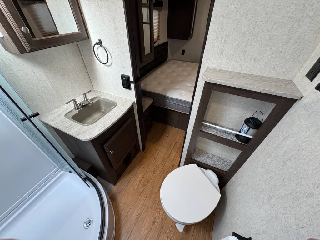 2018 2018 null JYSA - thumbnail 18