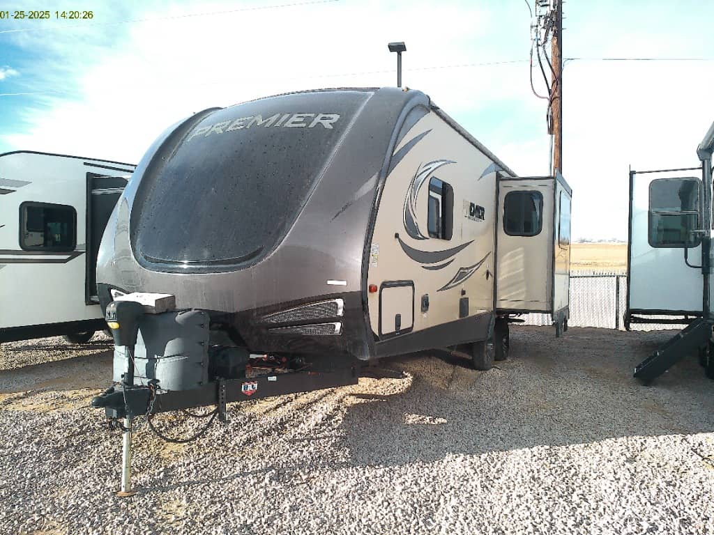 2018 Keystone RV 2018 Keystone RV Premier - thumbnail 3