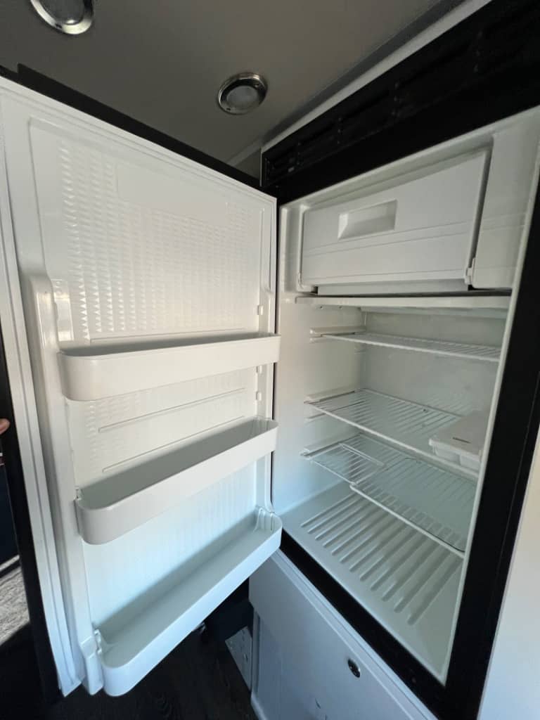 2018 Roadtrek 2018 Roadtrek Thor Motor Coach Zion - thumbnail 13