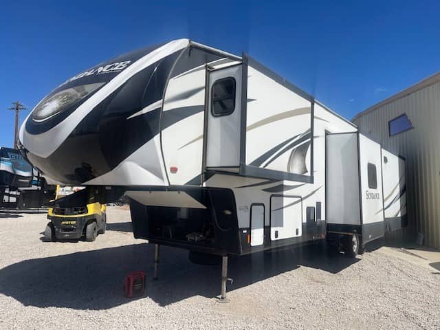 2018 Heartland RV 2018 Heartland RV Sundance - thumbnail 2