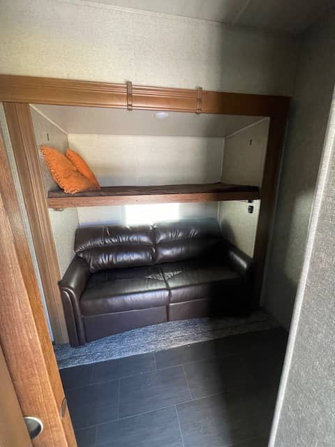 2018 Heartland RV 2018 Heartland RV Sundance - thumbnail 8