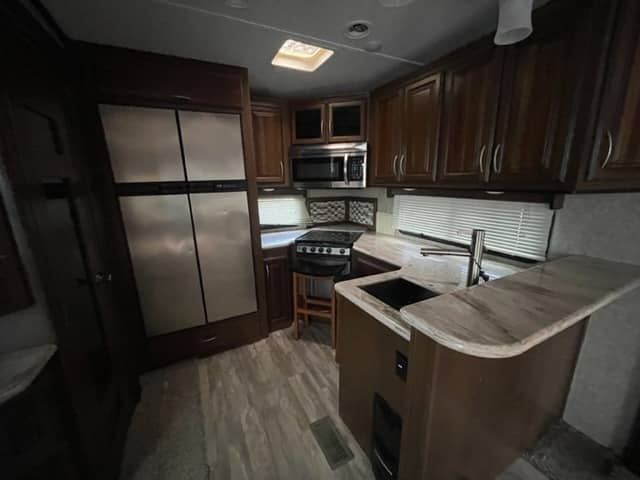 2018 Prime Time RV 2018 Prime Time RV Sanibel - thumbnail 5