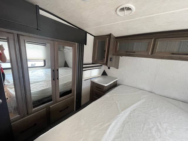 2019 Heartland RV 2019 Heartland RV Cyclone - thumbnail 15