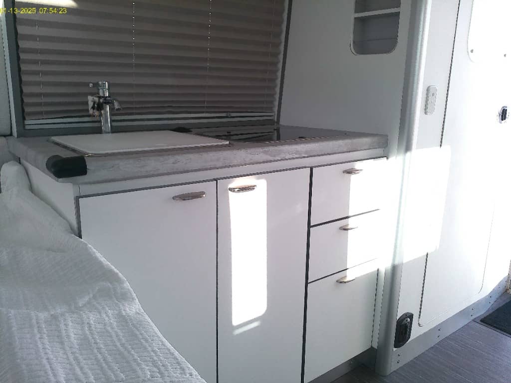 2019 Airstream 2019 Airstream Nest - thumbnail 7