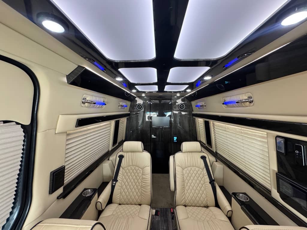 2019 Midwest Automotive Designs 2019 Midwest Automotive Designs Daycruiser - thumbnail 7