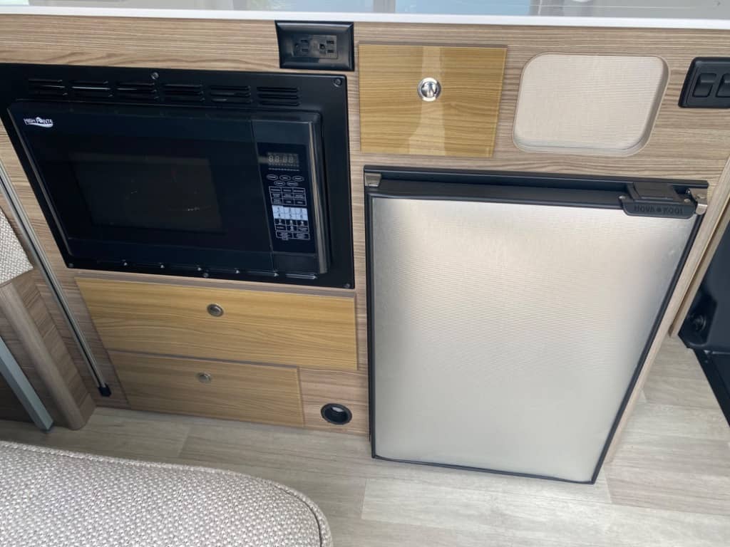 2020 Winnebago 2020 Winnebago Boldt - thumbnail 8