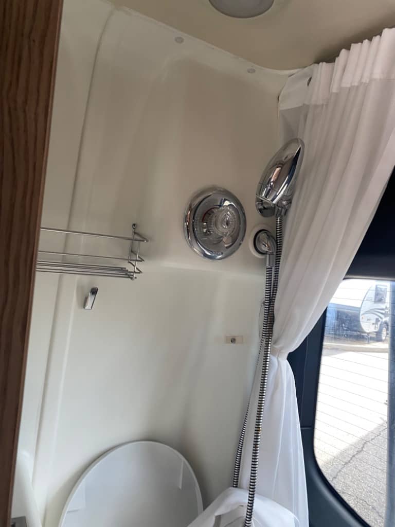 2020 Winnebago 2020 Winnebago Boldt - thumbnail 17