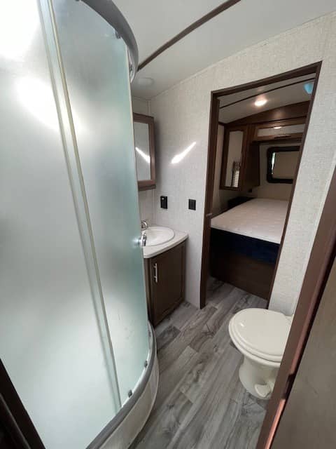 2019 Keystone RV 2019 Keystone RV Cougar Half-Ton - thumbnail 13